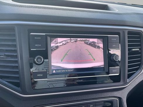 Used 2020 Volkswagen Atlas Cross Sport S FWD image 23
