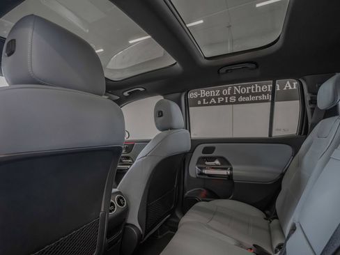 Used 2026 Mercedes-Benz GLB 250 4MATIC image 26
