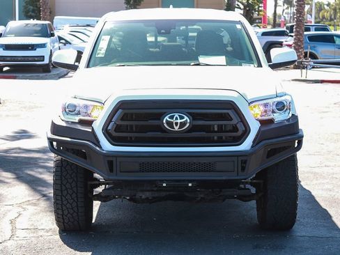 Used 2021 Toyota Tacoma SR AWD/4WD image 2