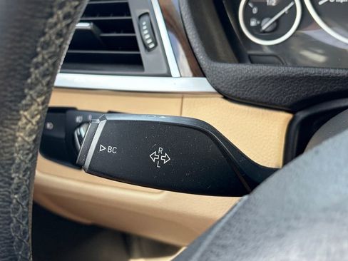 Used 2017 BMW 320i Sedan image 14