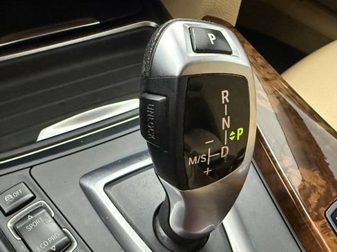 Used 2013 BMW 335i Sedan RWD image 21