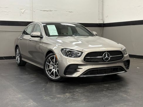 Used 2023 Mercedes-Benz E 350 4MATIC Sedan image 2