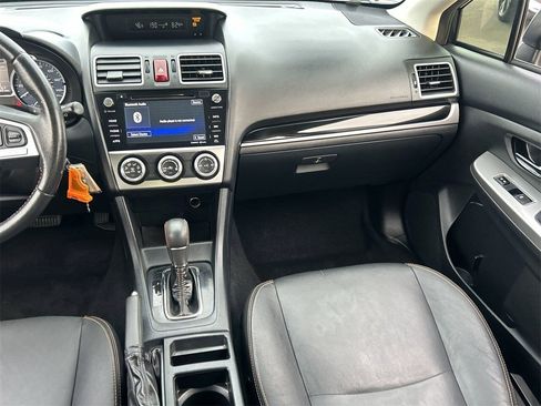 Used 2017 Subaru Crosstrek 2.0i Limited w/ Popular Package #2 image 13