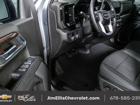 Used 2024 GMC Sierra 1500 Elevation image 8