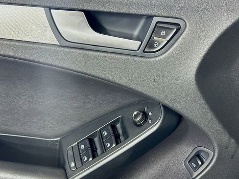Used 2010 Audi A4 2.0T Premium image 18