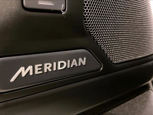 Used 2026 Land Rover Defender 110 S AWD/4WD image 15