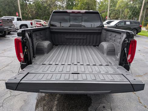 Certified 2021 GMC Sierra 1500 Denali w/ Technology Package AWD/4WD image 18