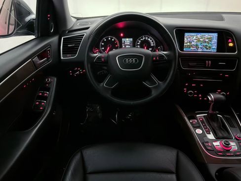 Used 2016 Audi Q5 2.0T Premium Plus w/ Technology Package image 29