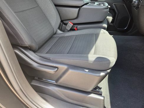 Used 2026 Chevrolet Silverado 1500 LT RWD image 32