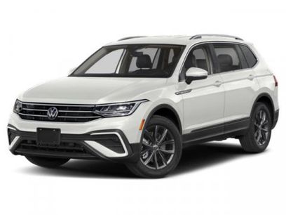 Certified 2022 Volkswagen Tiguan SE w/ Panoramic Sunroof Package
