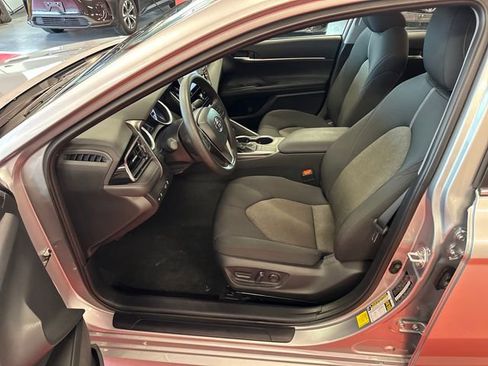 Used 2023 Toyota Camry LE FWD image 10
