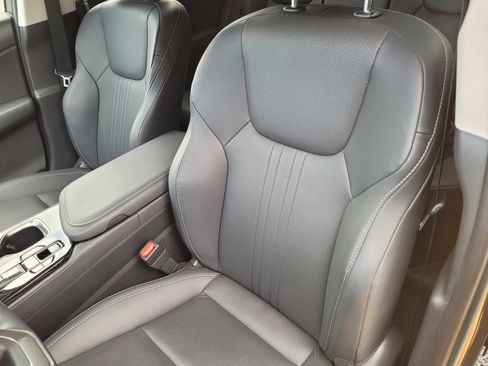 Used 2025 Lexus NX 350h AWD w/ Premium Package image 13