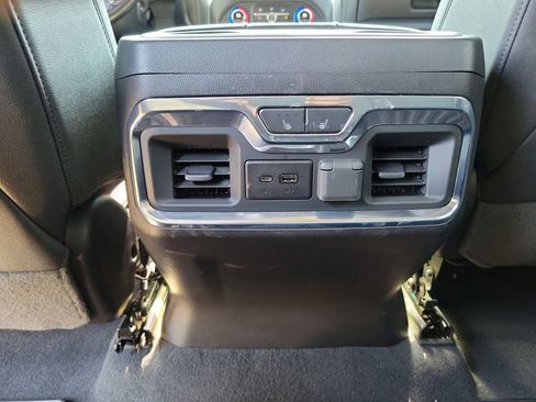 Used 2022 Chevrolet Silverado 2500 LTZ w/ LTZ Plus Package image 12