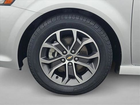 Used 2017 Chevrolet Sonic LT w/ Convenience Package image 22