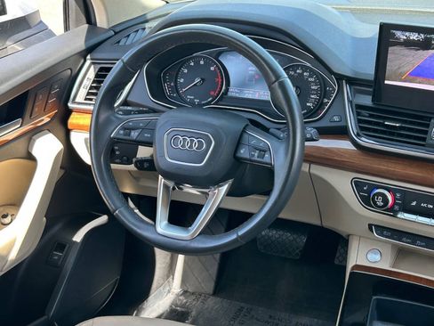 Used 2022 Audi Q5 2.0T Premium w/ Convenience Package AWD/4WD image 17