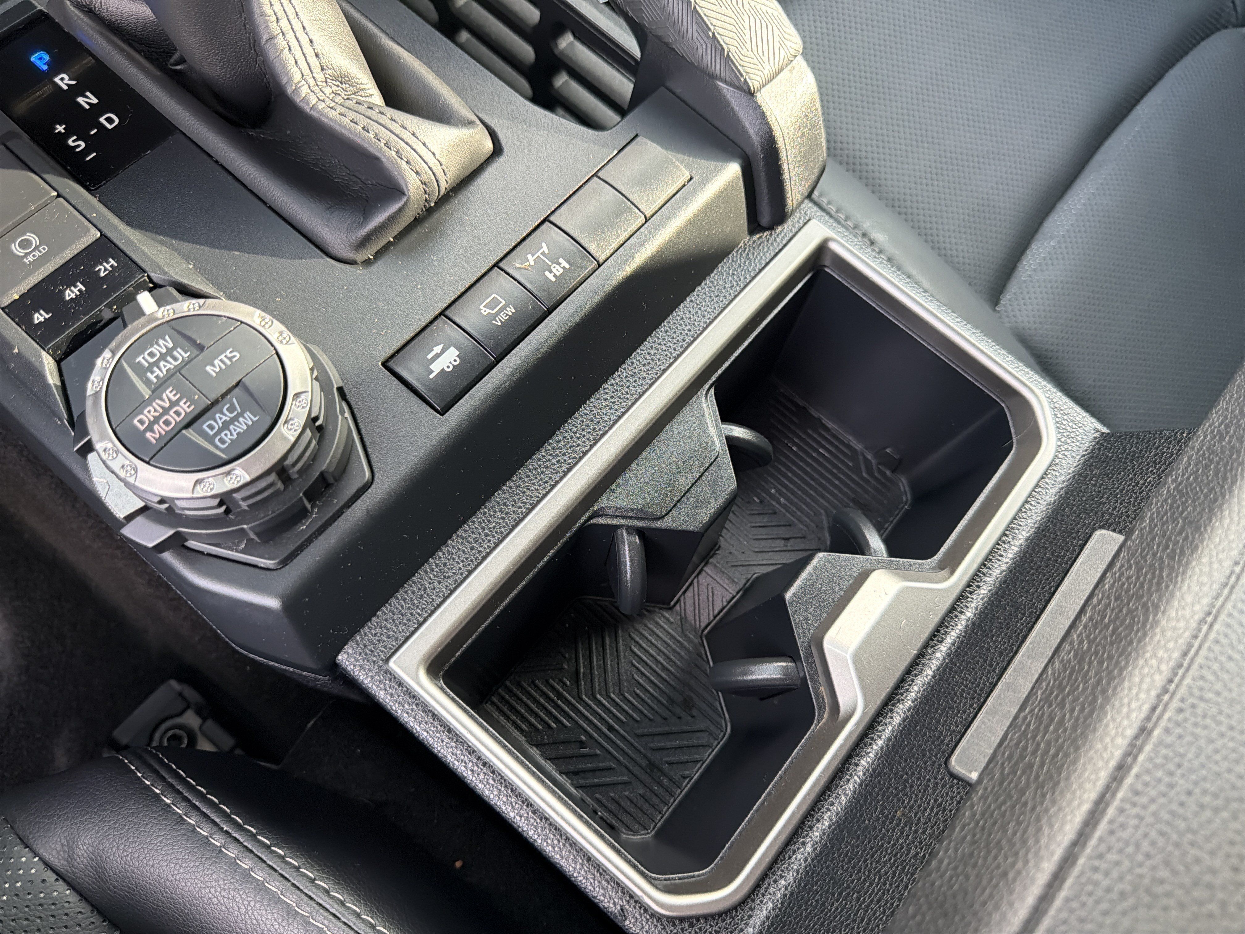 Used 2025 Toyota 4Runner TRD Off-Road Premium w/ Tow Technology Package AWD/4WD image 39