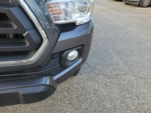 Used 2021 Toyota Tacoma SR5 image 4