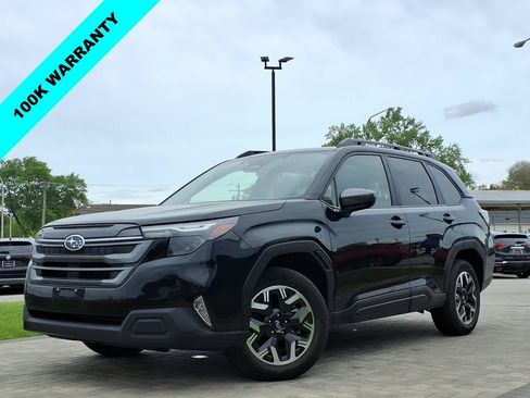 Certified 2025 Subaru Forester Premium AWD/4WD image 4