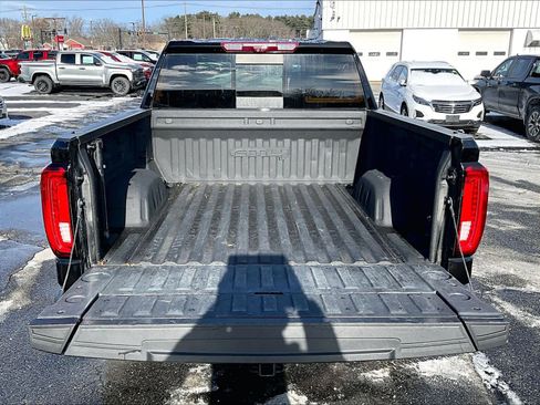 Used 2023 GMC Sierra 1500 AT4 w/ Technology Package image 30