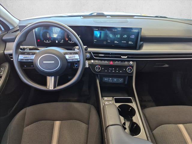 Used 2025 Hyundai Sonata SEL FWD image 22