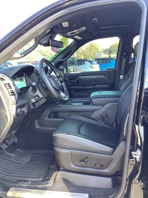 Used 2025 RAM 2500 Limited AWD/4WD image 21