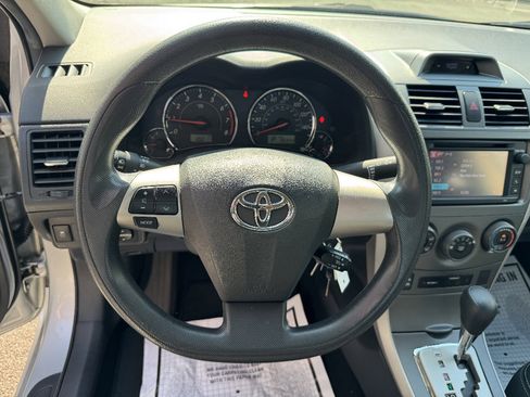 Used 2013 Toyota Corolla S FWD image 13