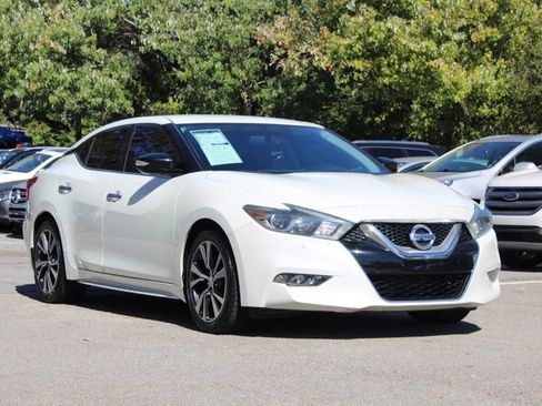 Used 2017 Nissan Maxima 3.5 SV image 1