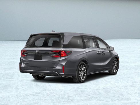 New 2026 Honda Odyssey Touring image 2
