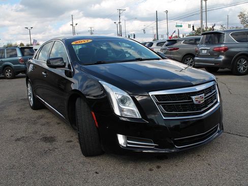 Used 2017 Cadillac XTS Luxury image 7