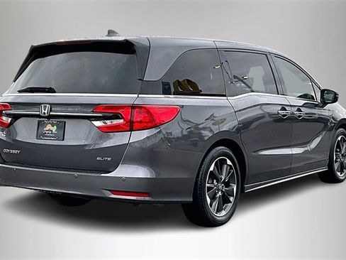 Used 2022 Honda Odyssey Elite image 5