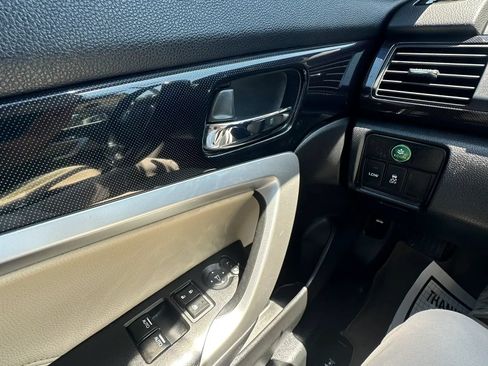 Used 2015 Honda Accord EX-L image 12