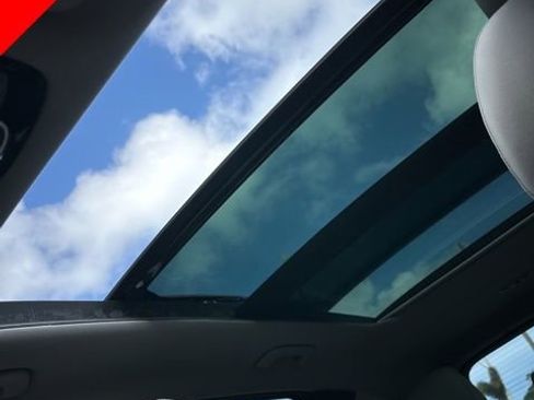 Used 2024 Hyundai Tucson Limited image 14