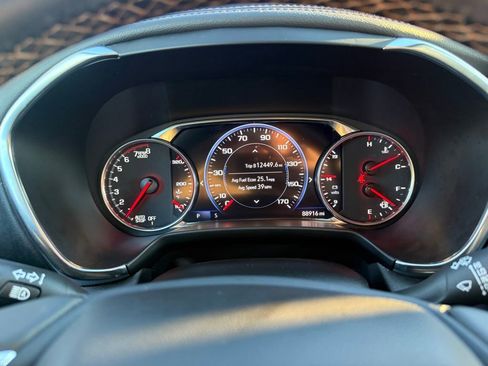 Used 2023 Chevrolet Blazer Premier image 23