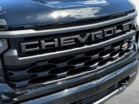 Used 2024 Chevrolet Silverado 1500 Custom AWD/4WD image 33