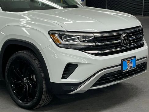 Certified 2023 Volkswagen Atlas SE w/ Black Wheel Package image 41