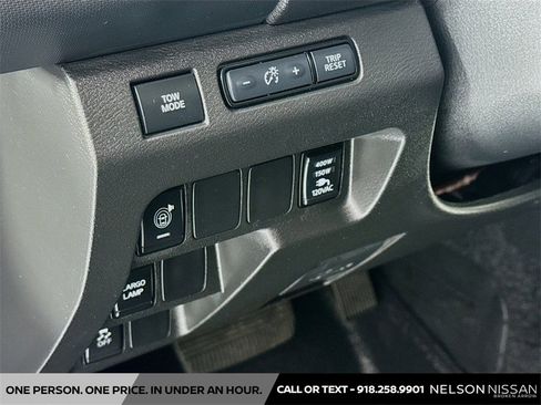 Used 2024 Nissan Frontier SL w/ Technology Package image 10