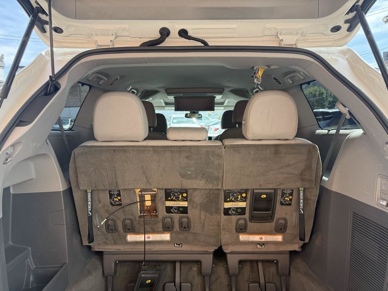 Used 2018 Toyota Sienna XLE Premium AWD/4WD image 10