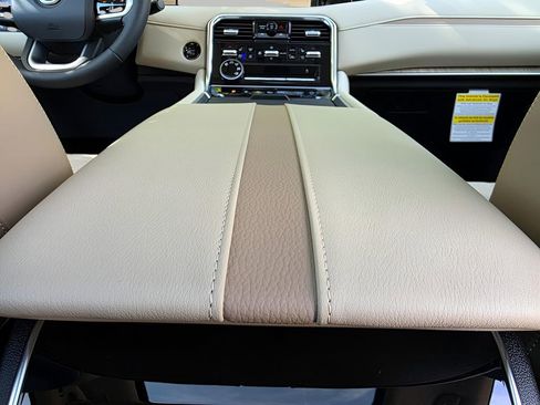 New 2026 Nissan Armada Platinum w/ Convenience Package RWD image 18