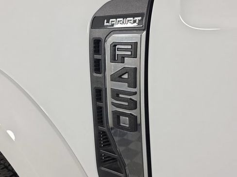 Certified 2025 Ford F450 Lariat w/ FX4 Off-Road Package AWD/4WD image 11