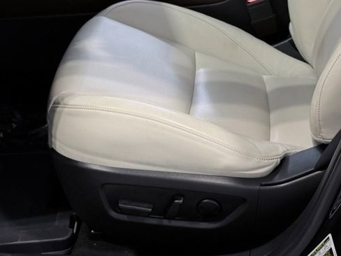 Used 2023 MAZDA CX-30 AWD 2.5 S w/ Premium Package image 22