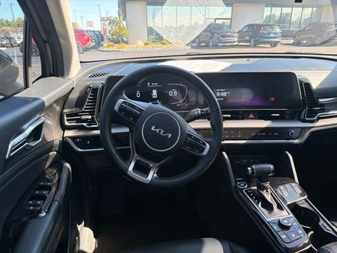 Certified 2023 Kia Sportage EX FWD image 20