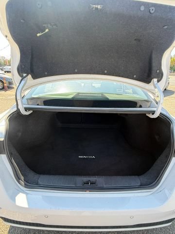 Used 2023 Nissan Sentra SV FWD image 9
