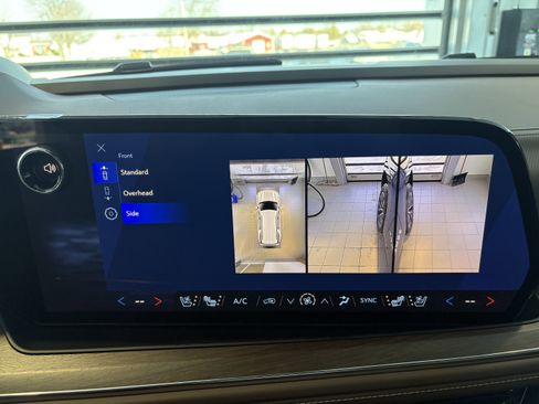 New 2026 Chevrolet Tahoe High Country image 32