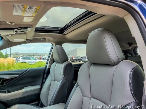 Used 2022 Subaru Outback Limited AWD/4WD image 10