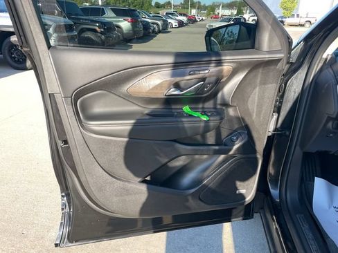 Used 2024 GMC Terrain Denali w/ LPO, Floor Liner Package AWD/4WD image 20