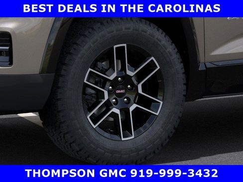 New 2026 GMC Terrain AT4 w/ Technology Package II AWD/4WD image 9