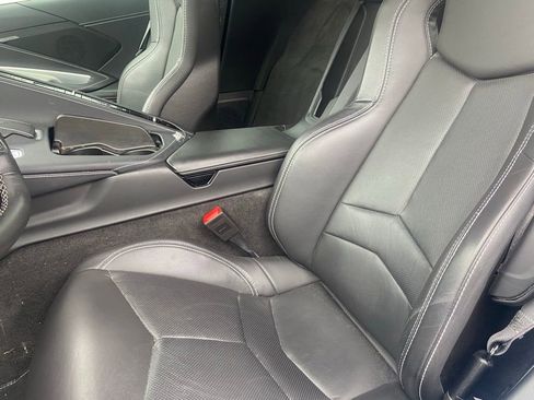 Used 2024 Chevrolet Corvette Stingray image 12