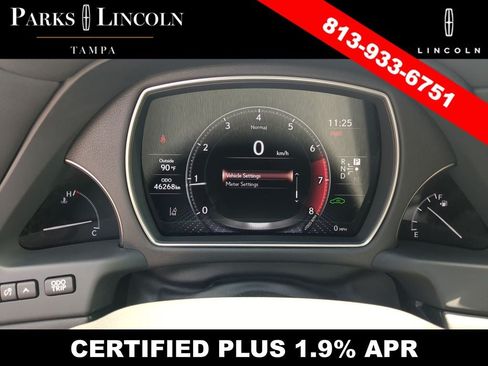 Used 2022 Lexus LS 500 w/ Interior Upgrade Package RWD image 32