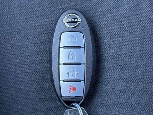 New 2026 Nissan Frontier PRO-4X w/ Pro-4x Convenience Package image 24