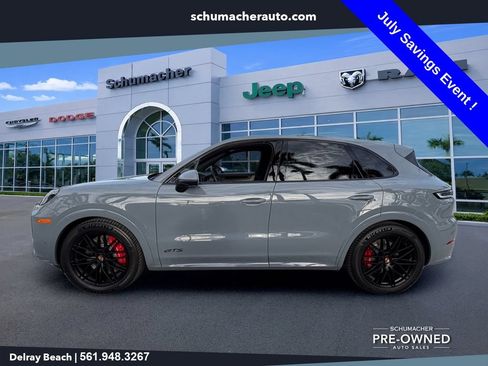 Used 2026 Porsche Cayenne GTS AWD/4WD image 4